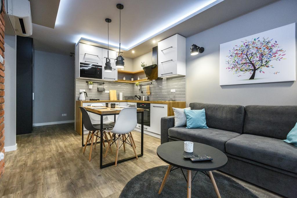 Apartament Em Klimatyzacja&Parking เชชูฟ ภายนอก รูปภาพ