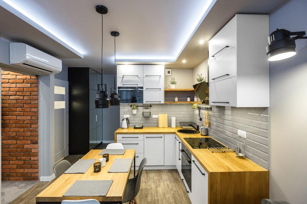 Apartament Em Klimatyzacja&Parking เชชูฟ ภายนอก รูปภาพ