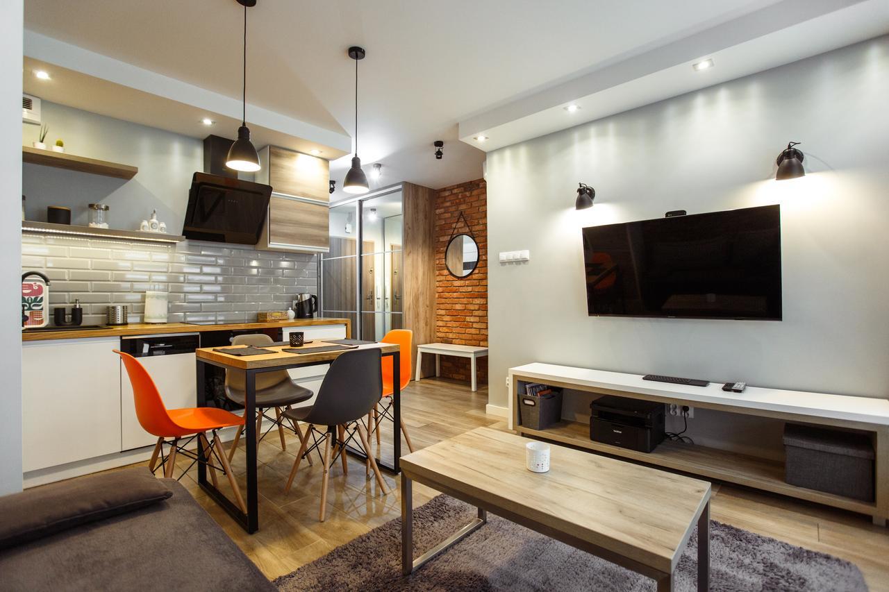 Apartament Em Klimatyzacja&Parking เชชูฟ ภายนอก รูปภาพ