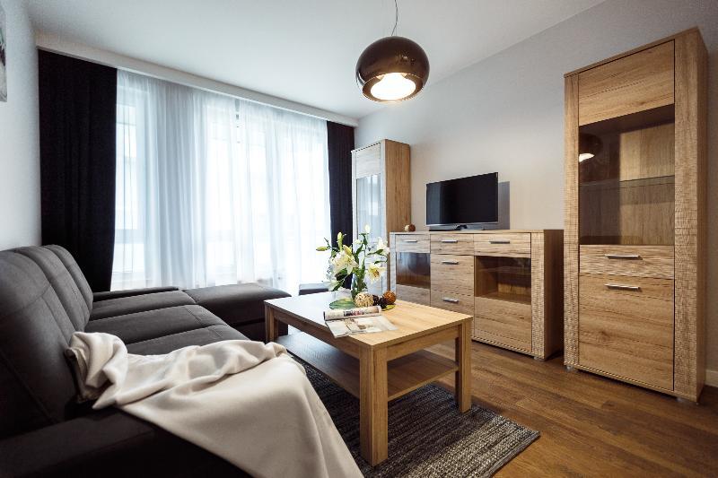 Apartament Em Klimatyzacja&Parking เชชูฟ ภายนอก รูปภาพ