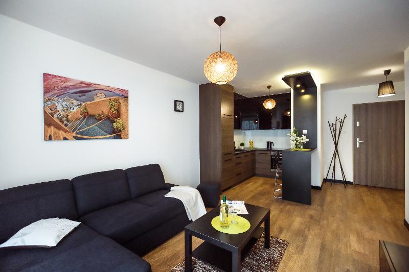 Apartament Em Klimatyzacja&Parking เชชูฟ ภายนอก รูปภาพ