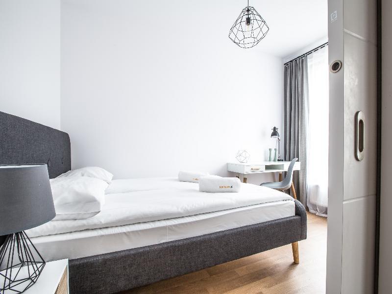 Apartament Em Klimatyzacja&Parking เชชูฟ ภายนอก รูปภาพ